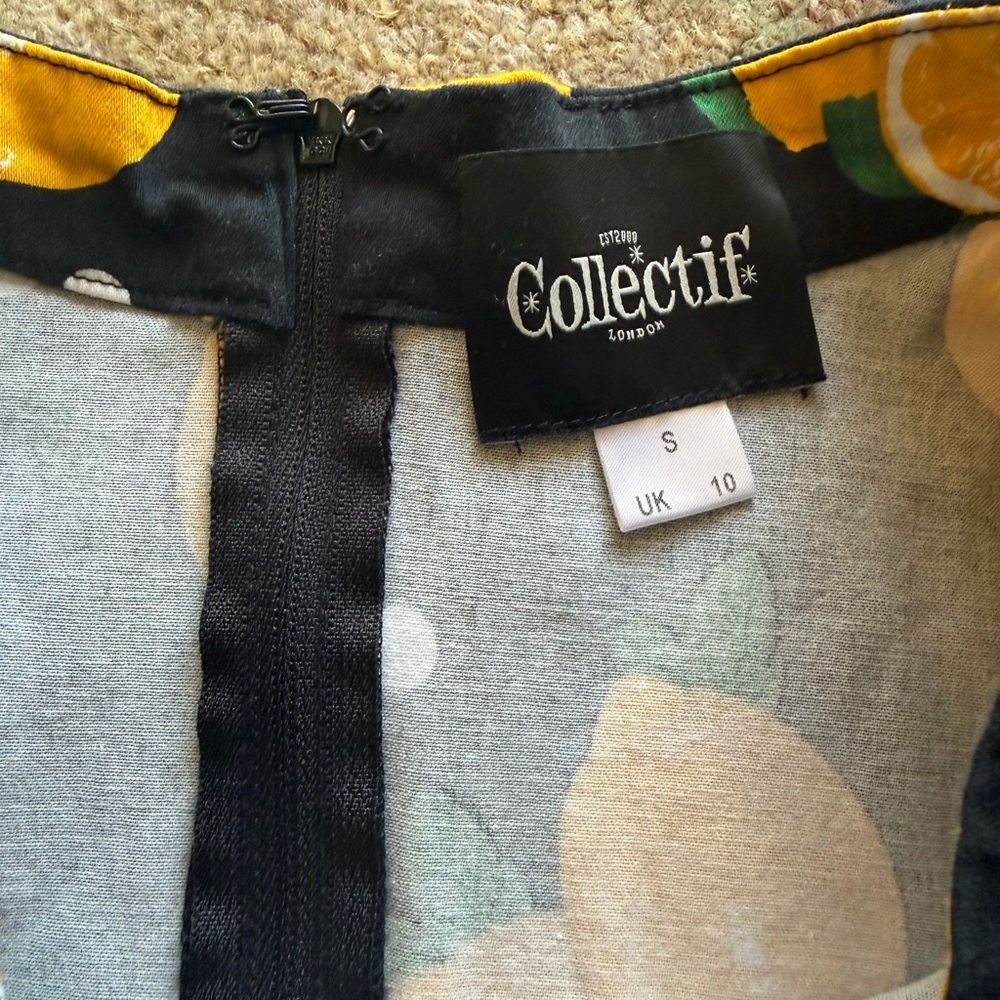 Collectif Matilde Swing Skirt black with Lemon and Polka Dot Design size small - Picture 4 of 6